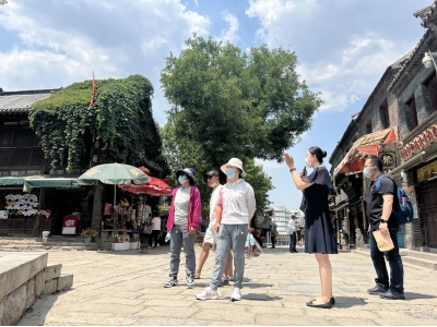 董宇辉直播间的两位小姐姐邀请你来周村古商城做客